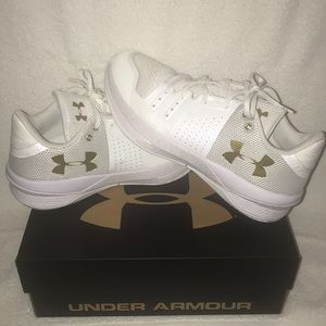 Under Armour W Block City Court Volleyball Shoes